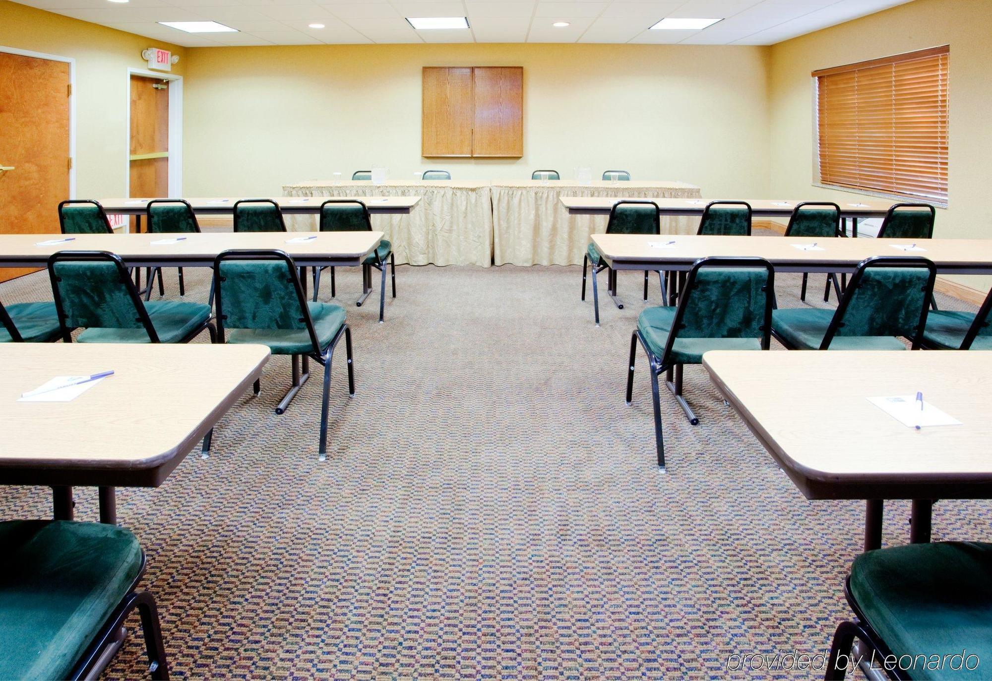 Holiday Inn Express & Suites Rocky Mount Smith Mountain Lake By Ihg Fasilitas foto