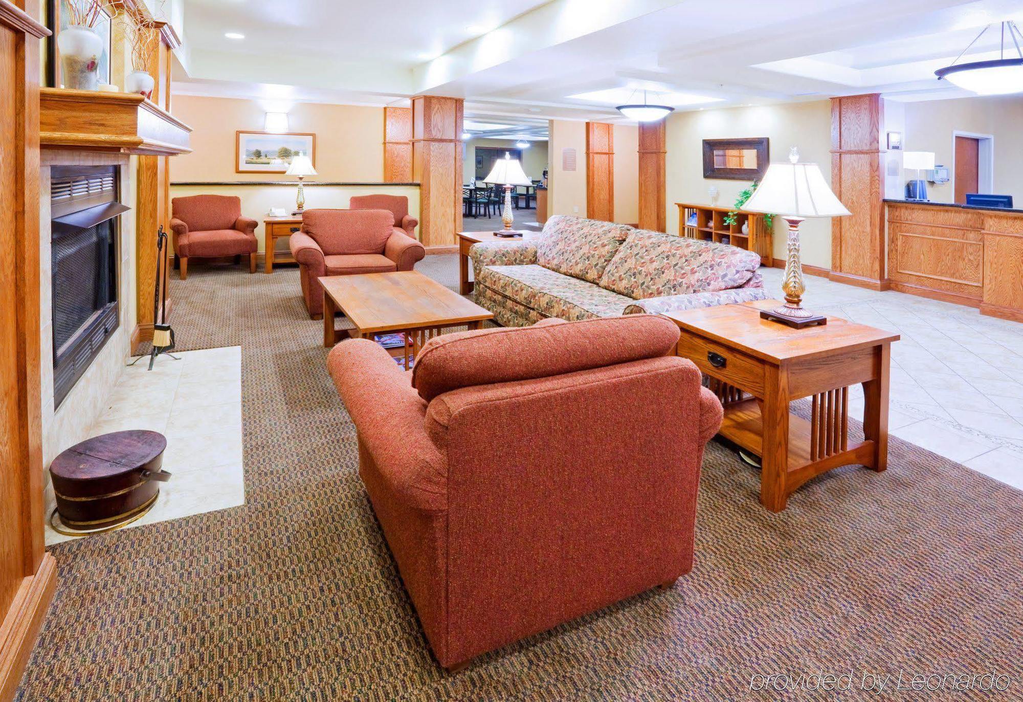 Holiday Inn Express & Suites Rocky Mount Smith Mountain Lake By Ihg Interior foto